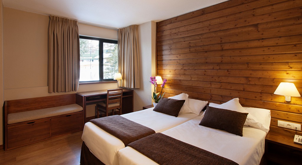 Hotel TucBlanc Baqueira 1500. Habitacions amb vistes a la vall o a pistes