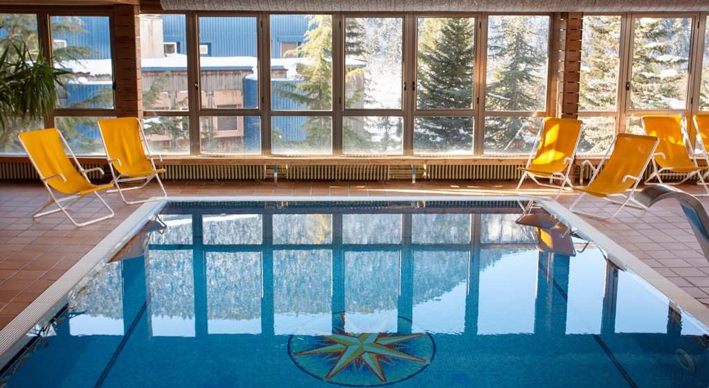 Hotel TucBlanc Baqueira 1500. Piscina climatizada