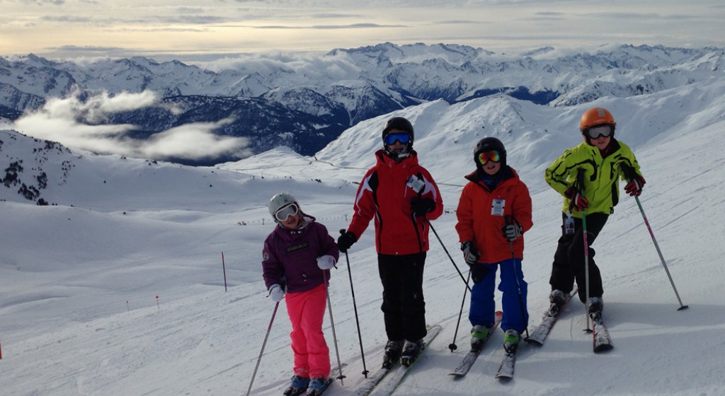 Panoramica estación de Baqueira en familia