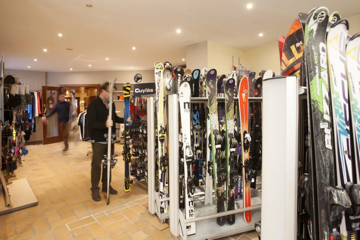alquiler esqui baqueira